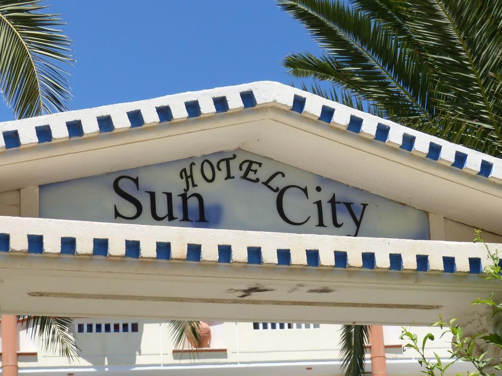 Sun City 카토다라초 외부 사진