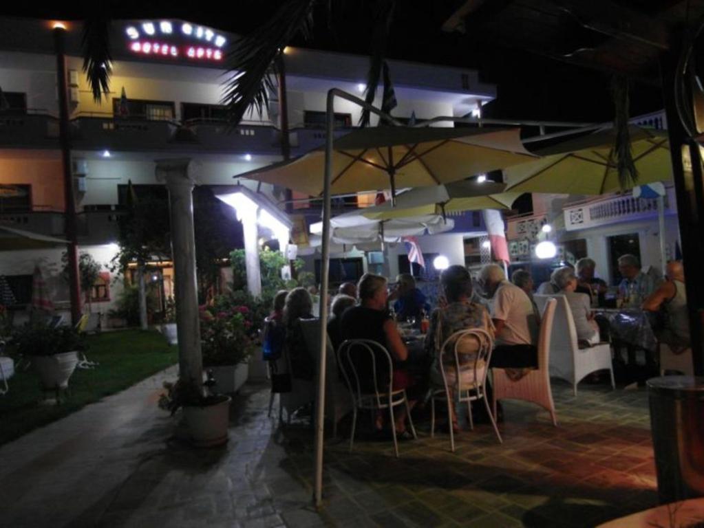 Sun City 카토다라초 외부 사진